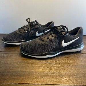 Nike Womens Flex Supreme TR 6 Black Running Shoes Sneakers Size 6